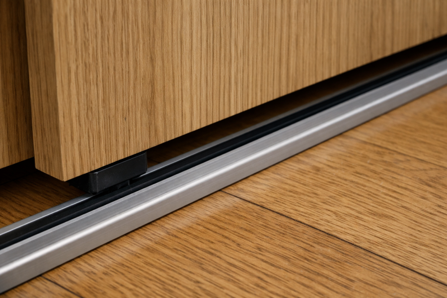 引き戸とレールの画像