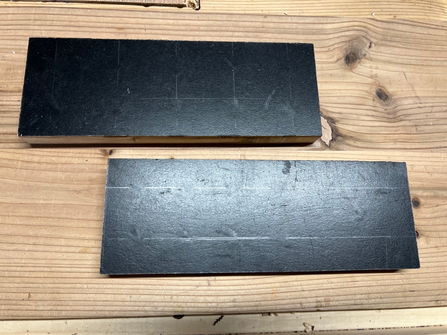 ボアビットを収納するために使うカットした木材