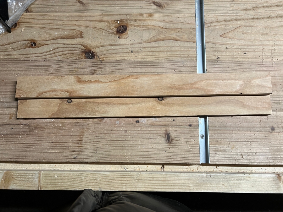 電動トリマー用自作ガイドの画像