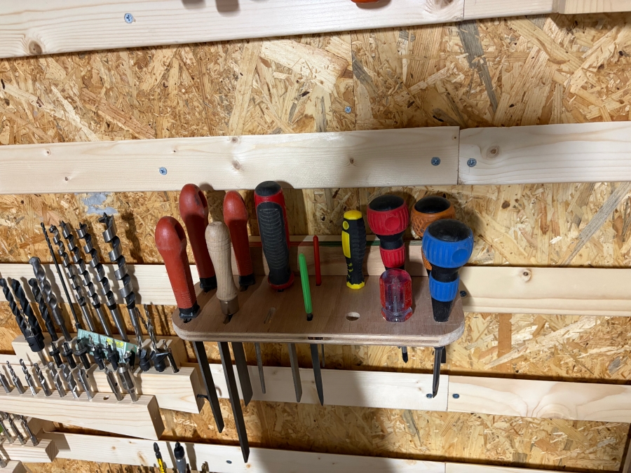 フレンチクリートで収納した棒ヤスリやドライバー