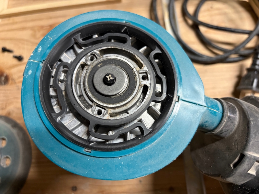 パッドを外したランダムサンダーの画像