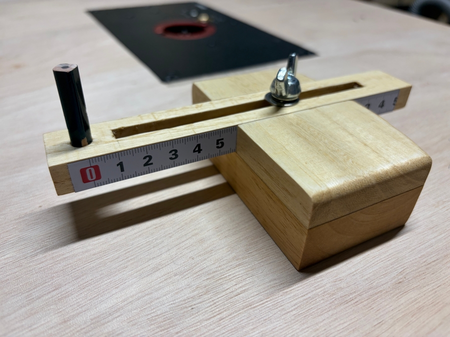 オイルで仕上げたペンで墨付けできる自作のマーキングゲージ